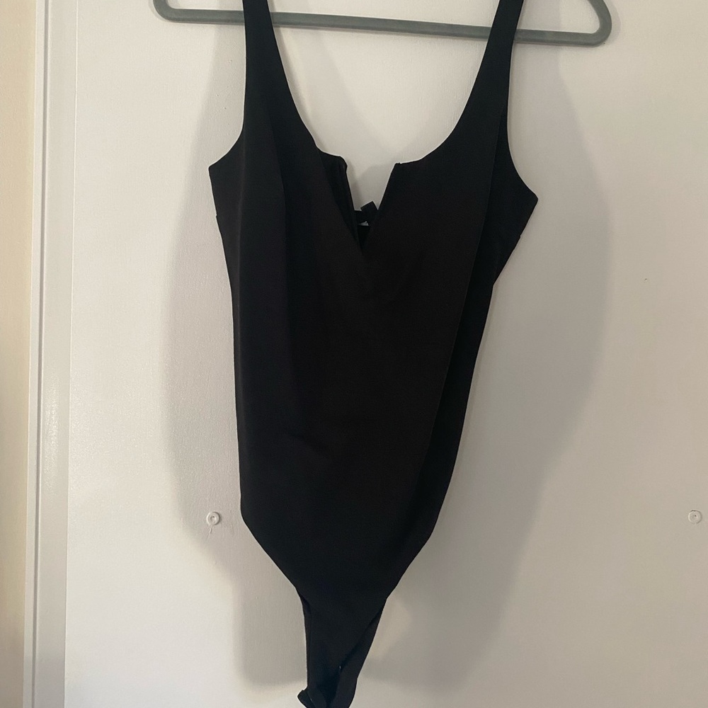 Lulu's Black Scoop Neck Bodysuit